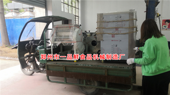 揉壓機裝車 揉壓機裝車